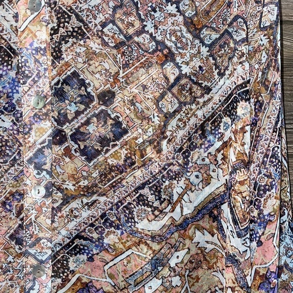 SMYM Zuko Bell Sleeve Top - Picture 8 of 11